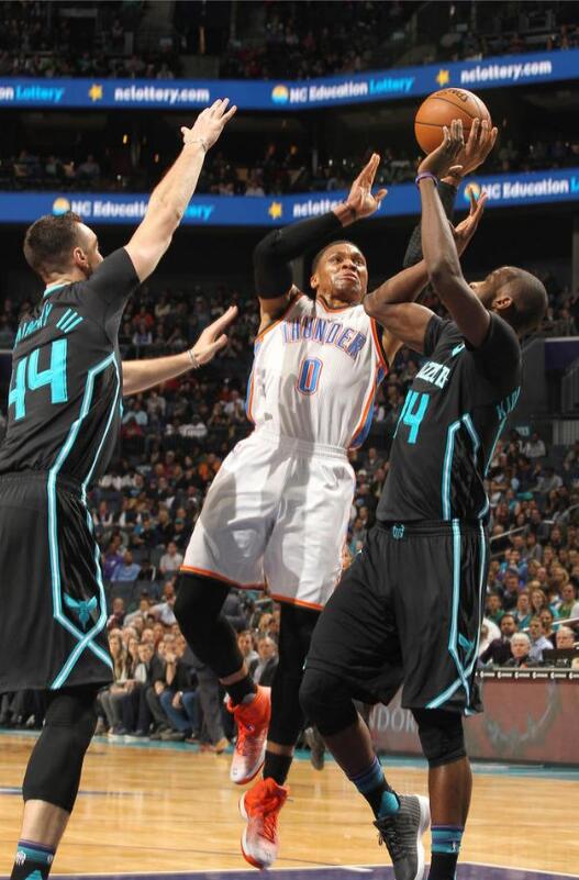 练的带领下 练的带领下